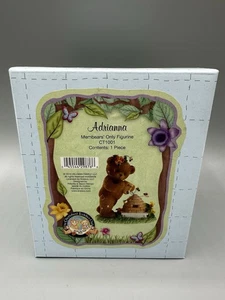 Cherished Teddies Adrianna CT1001 Membears’ Only Figur 2010 Neu in OVP - Bild 1 von 2
