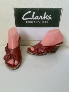 Clarks Leather Red Sandals Size UK 4 EU 37 cx - Picture 1 of 10