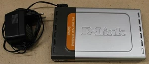 D-Link 8-Port Fast Ethernet Desktop Switch DES-1008D gebraucht, original Karton - Picture 1 of 9
