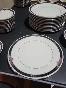 VTG Noritake Ivory China Etienne #7260 Dinner Plate 10.5" Platinum Trim - Picture 1 of 5