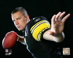 BEN ROETHLISBERGER 2005 Posed 8X10 PHOTO Pittsburgh Steelers - Picture 1 of 1