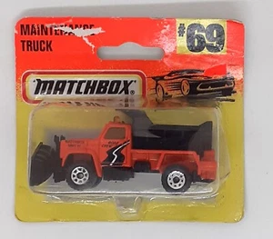 Matchbox MB222 Maintenance Truck Orange 1996 Still Sealed Die Cast #69 - Picture 1 of 6