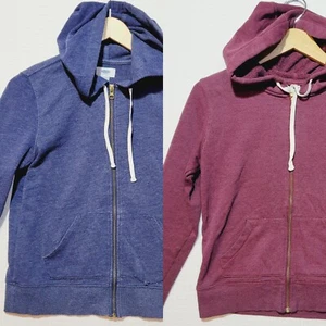 Pick 2 Old Navy Damen XS Zipper Hoodie rot blau (defekt) ansehen - Bild 1 von 12