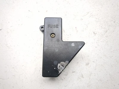 92-04 Suzuki VS800 Intruder Fuse Junction Box - Image 1 of 4