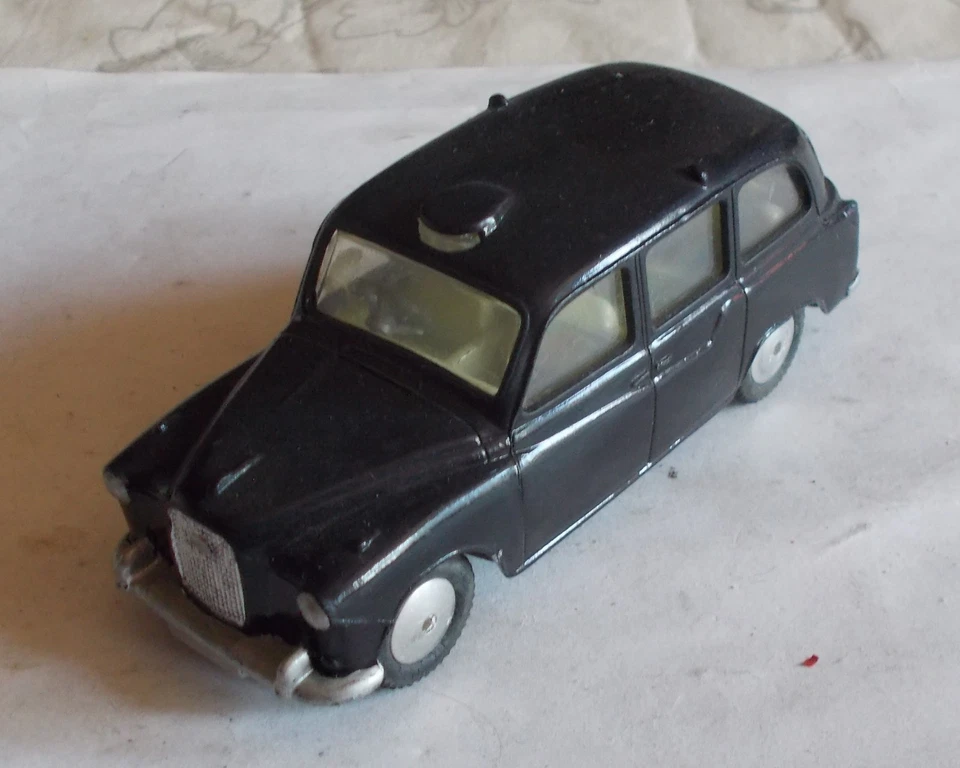 Corgi Toys Austin London Taxi-Cab - Photo 1/3