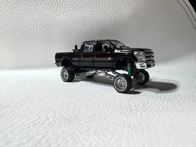 Camión Ford F-250 2016 elevado 4x4 1/64 diecast personalizado diésel Powerstroke Foto 1 de 3