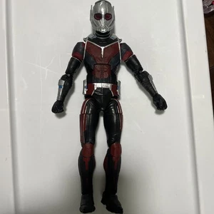 Marvel Legends - Giant Man (Ant-Man) - Loose B02 003 - Picture 1 of 7
