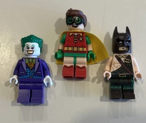 Lego DC Superhero Minifigure Lot C - Tartan Batman / Robin / The Joker - Picture 1 of 2