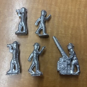 Vintage antique lead metal toy soldiers Army Men type 2 Inches Tall - Picture 1 of 7