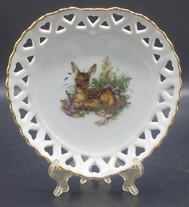 Vintage 6" Heart Shaped Plates Fawn/Flowers Gold Trim Delores Rosenboom - Picture 1 of 3