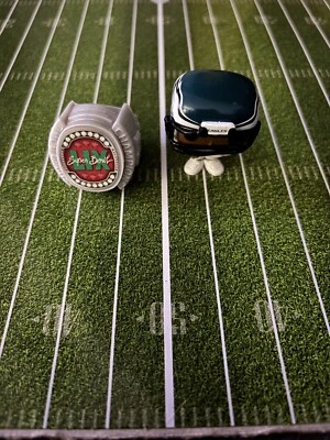 Super Bowl 59 MVP Jalen Hurts Funko Pop y Anillo de Campeones de Plástico Super Bowl 59 Foto 1 de 2