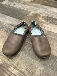 Zapatos cómodos Ahnu Half Moon de cuero para mujer talla 7 gris carbón - Imagen 1 de 6