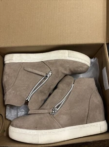 Steve Madden Kids Girls Caliber High-Top Zipper Wedge Sneaker Taupe Size 4 - Picture 1 of 7