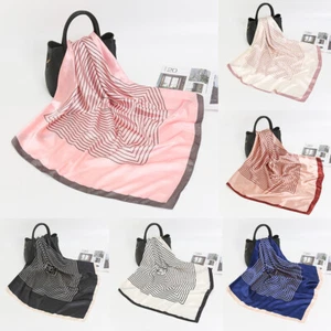 Clásico 90*90 cm Pequeños Mantones Cuadrados Rayas Satén Seda Bufanda Bolso Cinta Bandana - Imagen 1 de 15