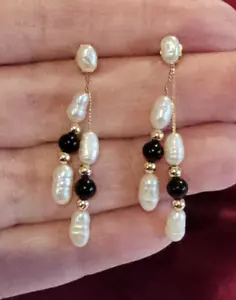 14K Gold Freshwater Pearl Onyx Dangle Drop Earrings 1.75" - Picture 1 of 4