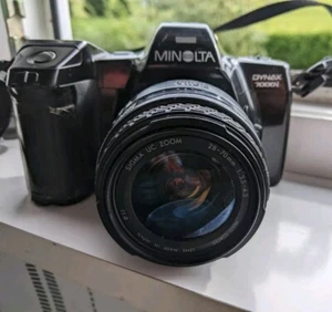 Minolta Dynax 7000i mit Sigma 28-70mm f/3,5-4,5 Zoomobjektiv SLR Kamera ✅TESTED - Bild 1 von 5