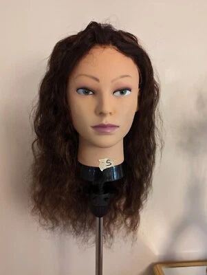 Peluca de encaje de cabello humano 100 % virgen ondulada rizada superior regular de alta calidad de 22 a 24"  Foto 1 de 4