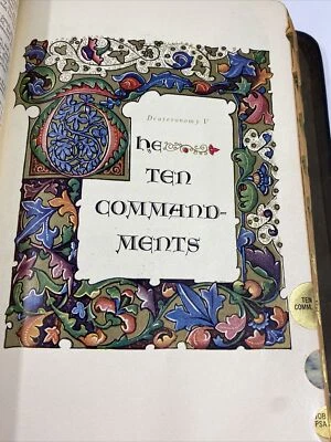 Vintage The Golden Book Bible 1950 Embossed Cover Gilded Illuminated Pages KJV Foto 1 de 4