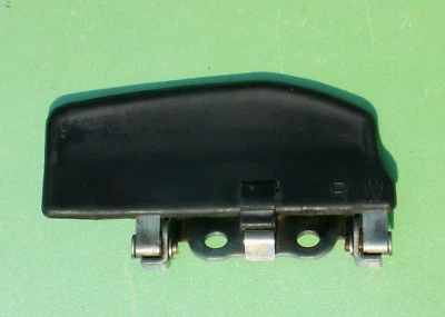 BISAGRA TECHO CORREDIZO DEFLECTOR DERECHO NISSAN 240SX 89-94 73890-W9020 OEM 180SX SILVIA Foto 1 de 4