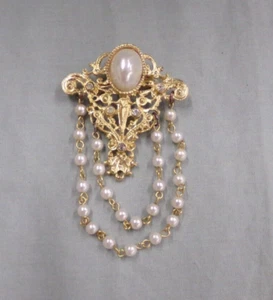 Estate Find! Vintage Signed Germany Gold Tone W Faux Pearls Womens Brooch ~ EUC - Picture 1 of 3