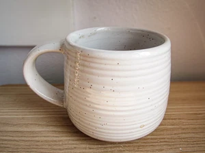 Large White Ribbed Stoneware Pottery Mug Speckled-Better Homes and Gardens - Picture 1 of 4