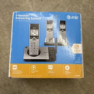 AT&T 3 Handset Answering System w/ Smart Call Blocker CL82307 Cordless Phones - Zdjęcie 1 z 4