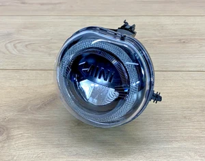 MINI Cooper 2020-2024 luz LED antiniebla delantera izquierda lámpara F54 F55 F56 *pestaña rota* - Imagen 1 de 8