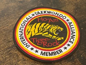 Vintage Ho-Am Tiger Rock International Taekwondo Alliance Iron On PATCH BADGE - Picture 1 of 3