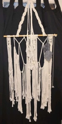 Grande Hecho a Mano Macramé Bohemio Atrapasueños Colgante de Pared Aprx H 56" x 24" Ancho Foto 1 de 4