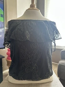 Womans American Eagle Outfitters Off The Shoulder Shirt Size Medium - Picture 1 of 4