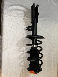2019-2022 CHEVROLET BLAZER AWD FRONT LEFT SHOCK STRUT ABSORBER & COIL SPRING OEM - Picture 1 of 4
