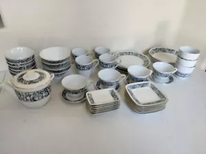 45-teiliges DAIICHI japanisches Geschirr-Set - Schüsseln & Teller - Top Zustand - Bild 1 von 15