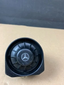Original Mercedes-Benz W210 W202 GEMEL ITALIA Alarmsirene 2028205126 - Picture 1 of 4
