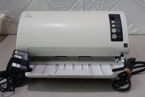 Skaner dokumentów Fujitsu fi-7030 A4 ADF 2017 z zasilaczem sieciowym, przetestowany, 16V 2.5A - Zdjęcie 1 z 10