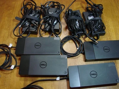 Estación de acoplamiento Dell WD19S con fuente de alimentación Dell 130W - lote de 4 Foto 1 de 4