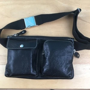 Roots Canada Black Pebbled Leather Fanny Pack Excellent Condition - Picture 1 of 6