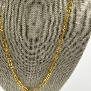 Gold Tone Paperclip Chain Toggle Clasp 8" Necklace NEW - Picture 1 of 4