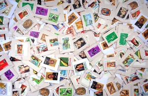ANTIGUA STAMPS on paper mixture/kiloware 1 oz.(28 grams) B2 - Picture 1 of 1