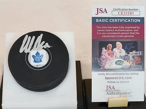 WENDEL CLARK signed MAPLE LEAFS puck JSA COA - Picture 1 of 2