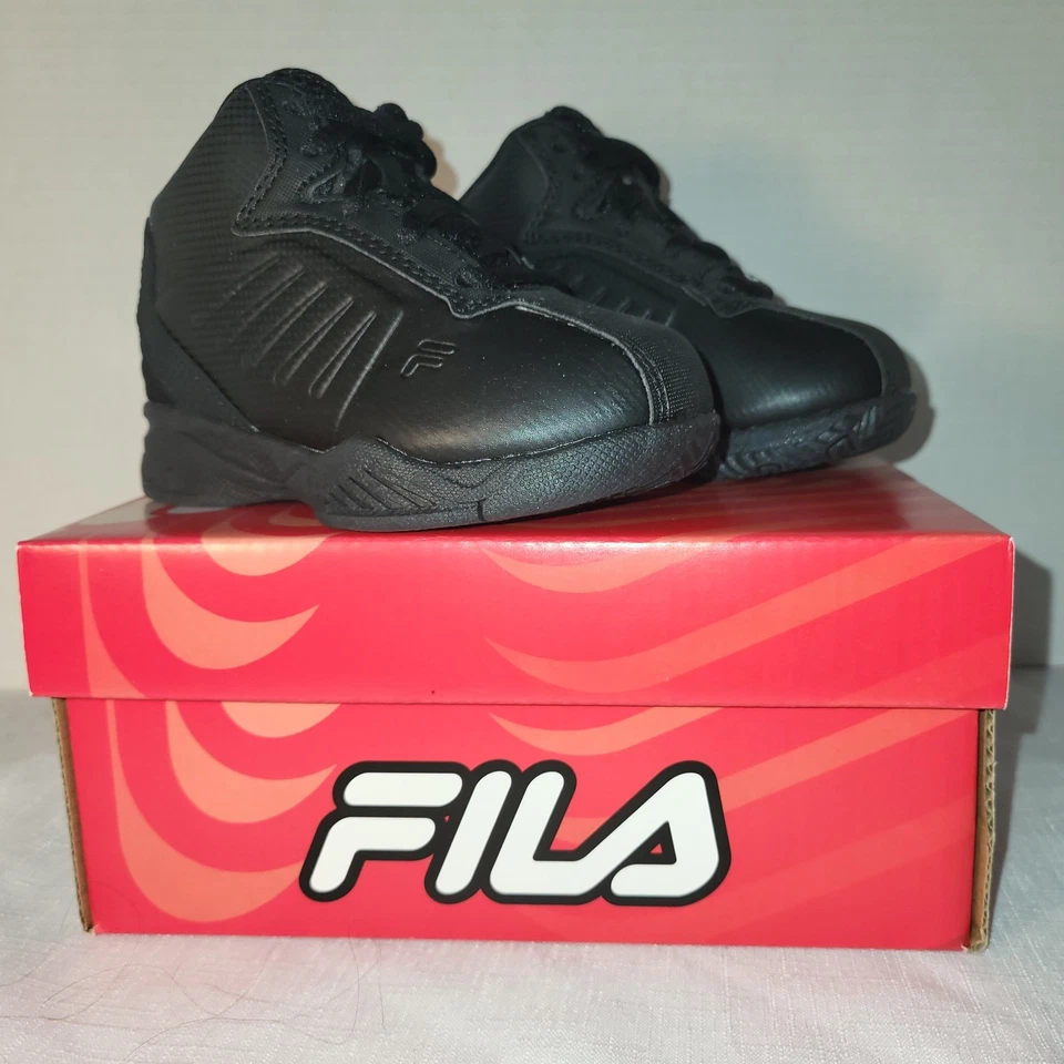 Fila Entrapment 6 Black Kids Size 6.5