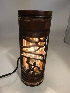 Lampada in bambù hawaiana vintage - Foto 1 di 10