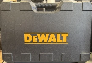 DEWALT 20V MAX* Kit de herramientas de prensado de tuberías (DCE200M2) NUEVO nunca usado - Imagen 1 de 3