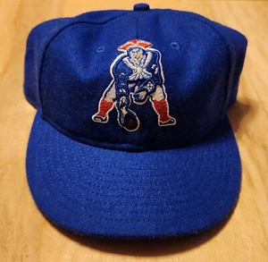 Men's New Era Royal New England Patriots Throwback 59FIFTY Fitted Hat 7-1/4 NWT - Picture 1 of 3