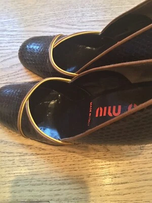 IMPRESIONANTES ZAPATOS DE SALÓN MIU MIU PRADA PIEL DE SERPIENTE PITÓN MARRÓN S 9 Foto 1 de 4
