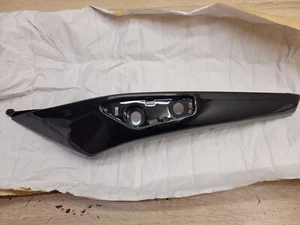 PANEL DE CARENADO ASIENTO IZQUIERDO KAWASAKI EX650R Ninja ER6F ER6N 09-10 36040-0081 - Imagen 1 de 16