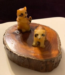 Vtg Small/Tiny Hard Plastic Raccoons (Forest Animal) Figurine On Real Wood Base - Picture 1 of 12