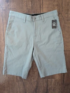 Volcom Shorts Mens Size 32 VMonty Stretch 22 Skate Chino Charcoal Grey Brand New - Picture 1 of 10