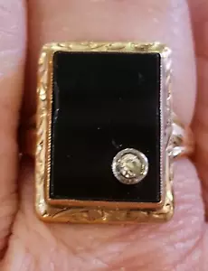 NEW PRICE! VINTAGE BLACK ONYX & DIAMOND RING, 10KT DIA. WEIGHT - .04CT - Picture 1 of 5
