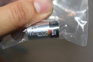 4x Energizer CR2 Lithium Battery 12-2028 EXPIRATION DATE - Picture 1 of 2