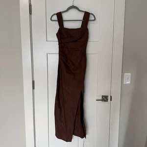 NEU Reformation Clement Leinen Midikleid Schokolade Kuchen braun Größe 0 $ 248 - Bild 1 von 4